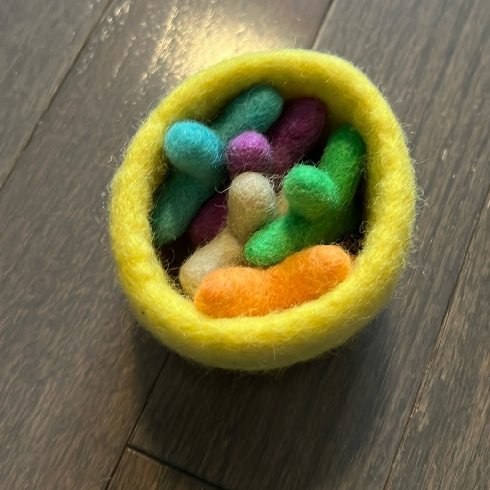 Lovevery Felt Stars